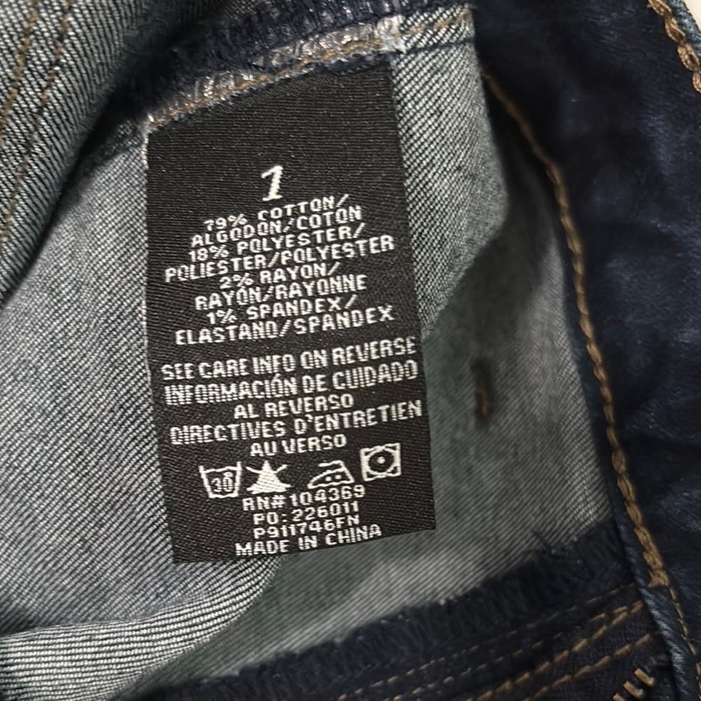 Fashion Nova Women's Blue Jeans - Picture 3 of 8